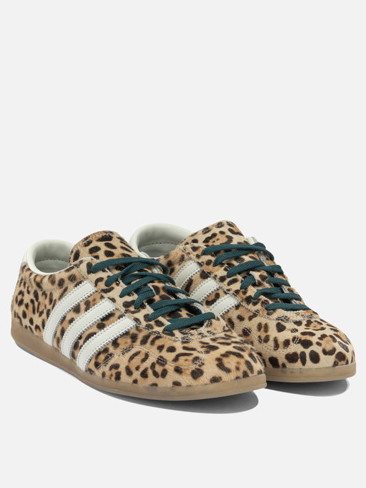 Low top sneakers 100% leather - 100% rubber Beige - Adidas Originals Women | PLP | VIETTI Online Store | 2