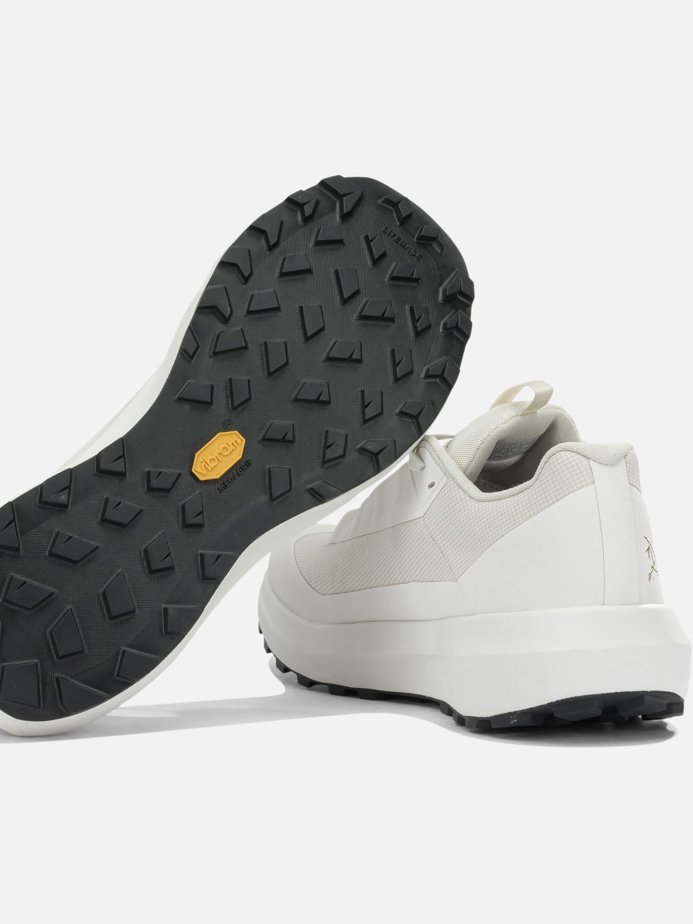 Low top sneakers 100% textile - 100% rubber White - Arc'teryx Men | PDP | VIETTI Online Store | Zoom-Modal_5