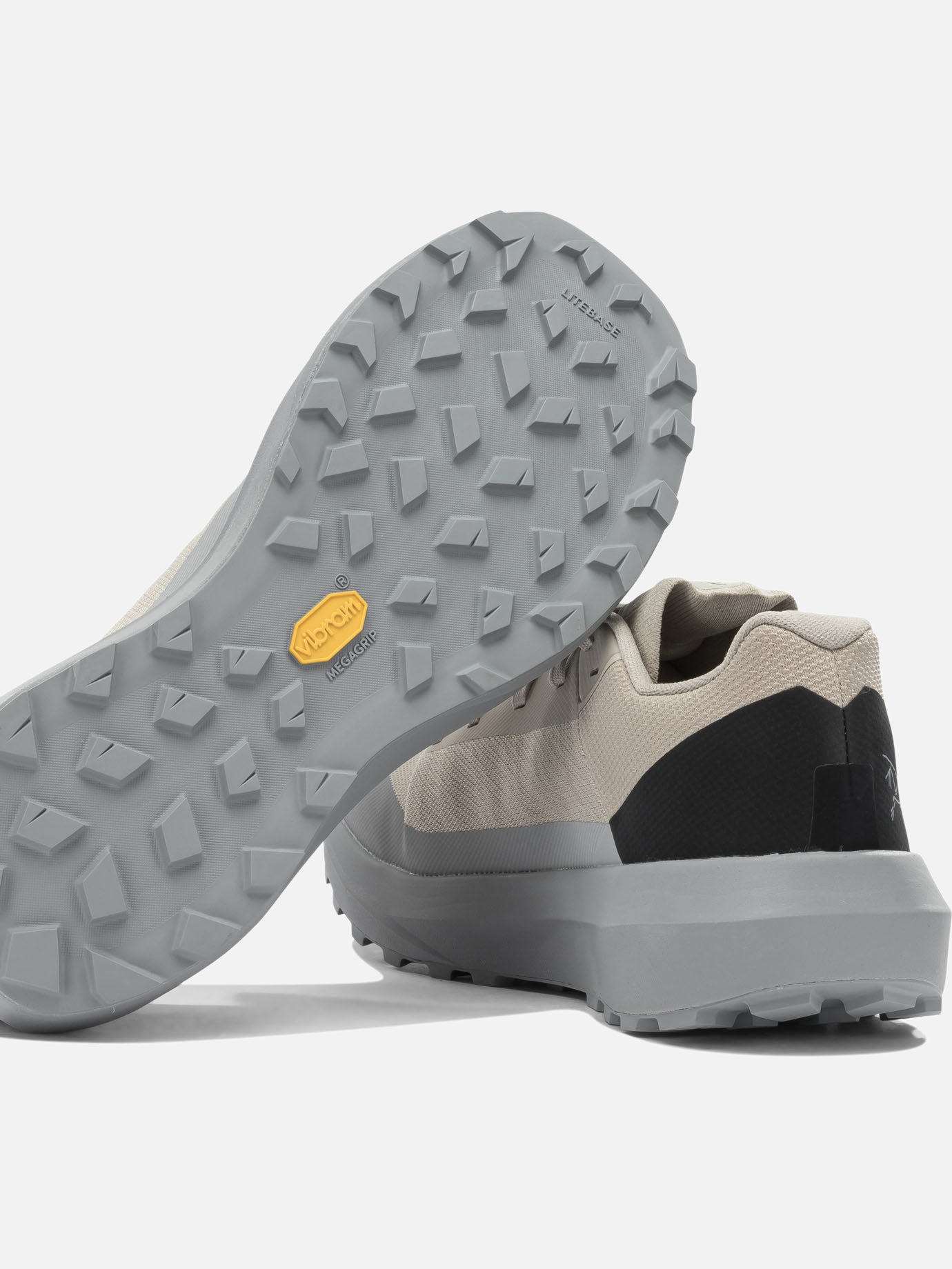 Low top sneakers 100% fabric - 100% rubber Beige - Arc'teryx Men | PDP | VIETTI Online Store | Zoom-Modal_5