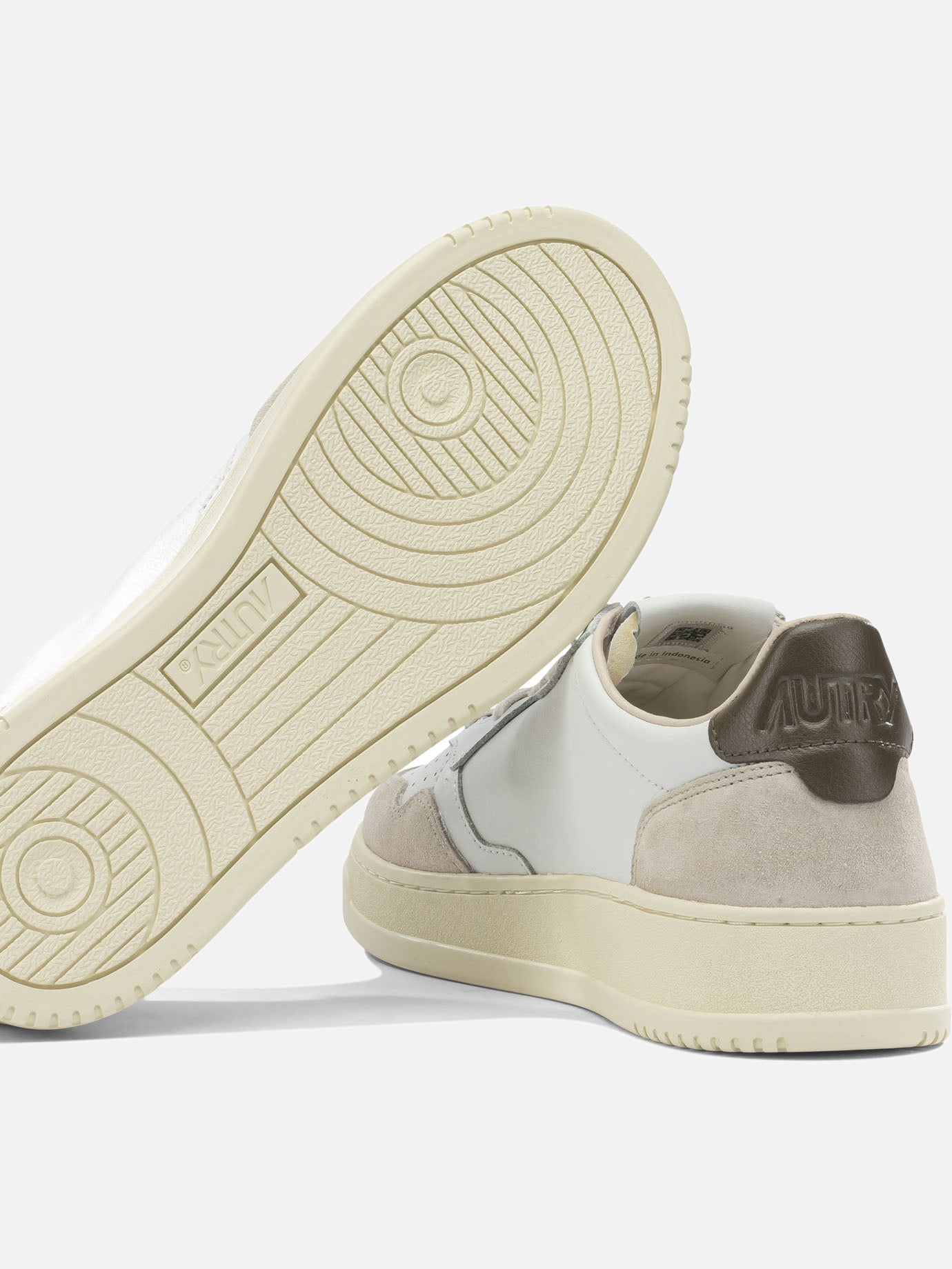 Low top sneakers 90% cow leather 10% nylon - 100% rubber Beige - Autry Men | PDP | VIETTI Online Store | Zoom-Modal_5
