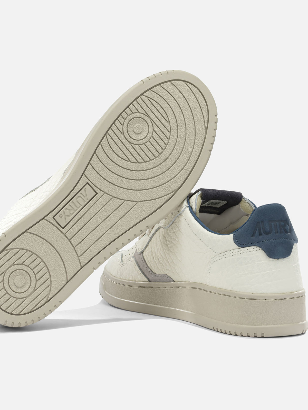 Autry "Medalist Low" sneakers White