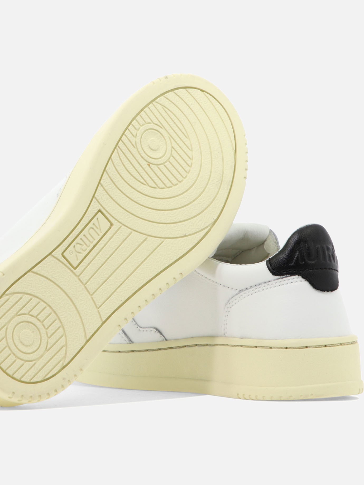 Low top sneakers 100% cow leather - 100% rubber White - Autry Women | PDP | VIETTI Online Store | Zoom-Modal_5