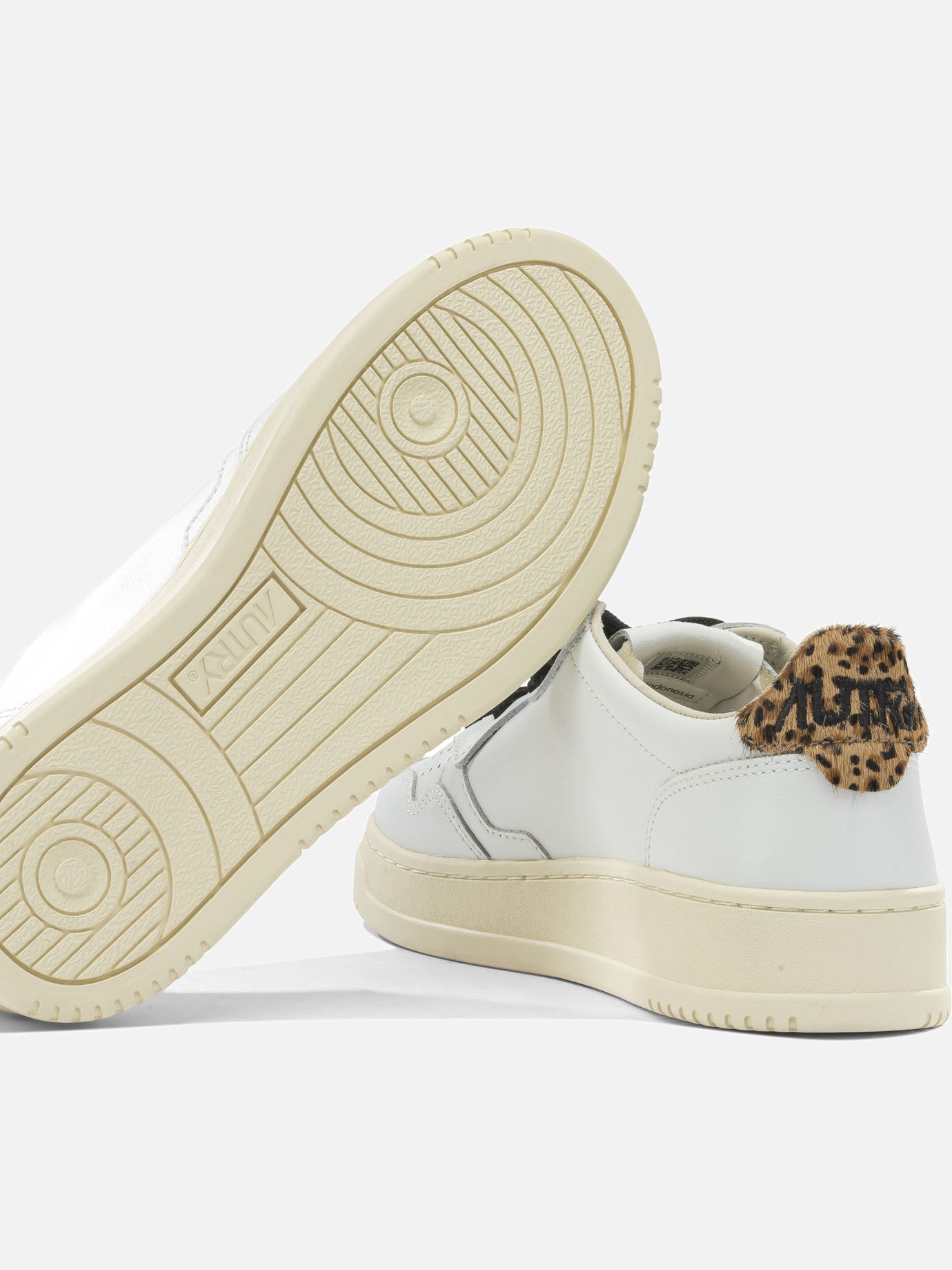 Low top sneakers 100% cow leather - 100% rubber White - Autry Women | PDP | VIETTI Online Store | Zoom-Modal_5