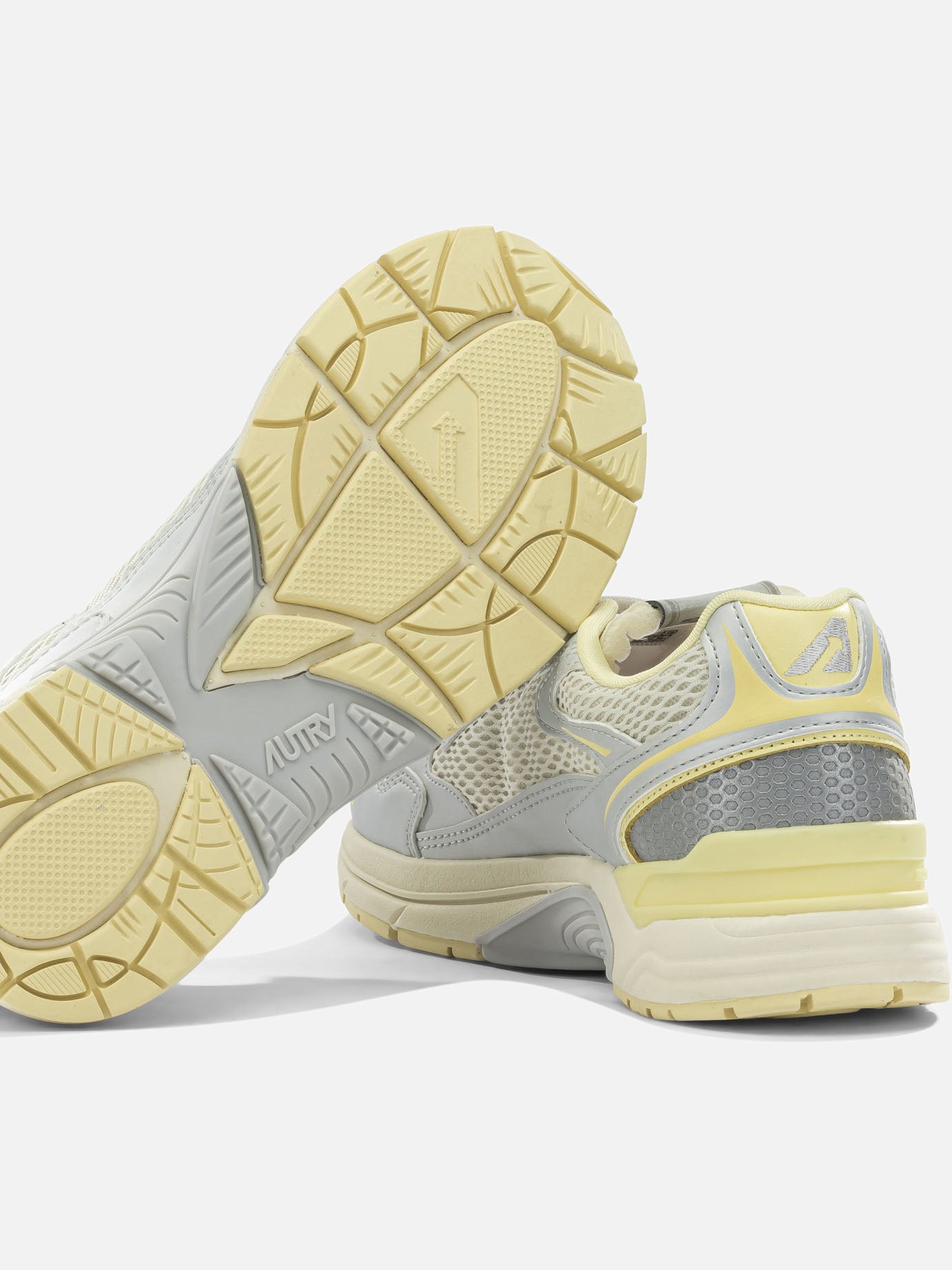Low top sneakers 45% polyurethane 40% mesh 10% nylon 5% cow leather - 40% phylon 40% rubber 20% thermoplastic polyurethane Silver - Autry Women | PDP | VIETTI Online Store | Zoom-Modal_5
