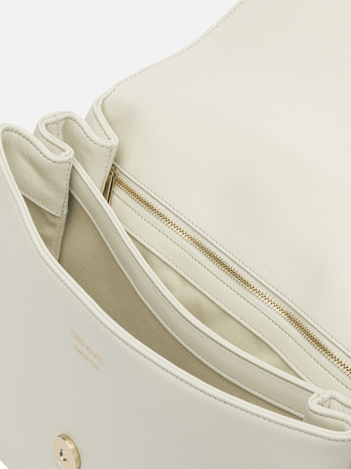 Small bags 0791195 White - Ferragamo Women | PDP | VIETTI Online Store | Zoom-Modal_5