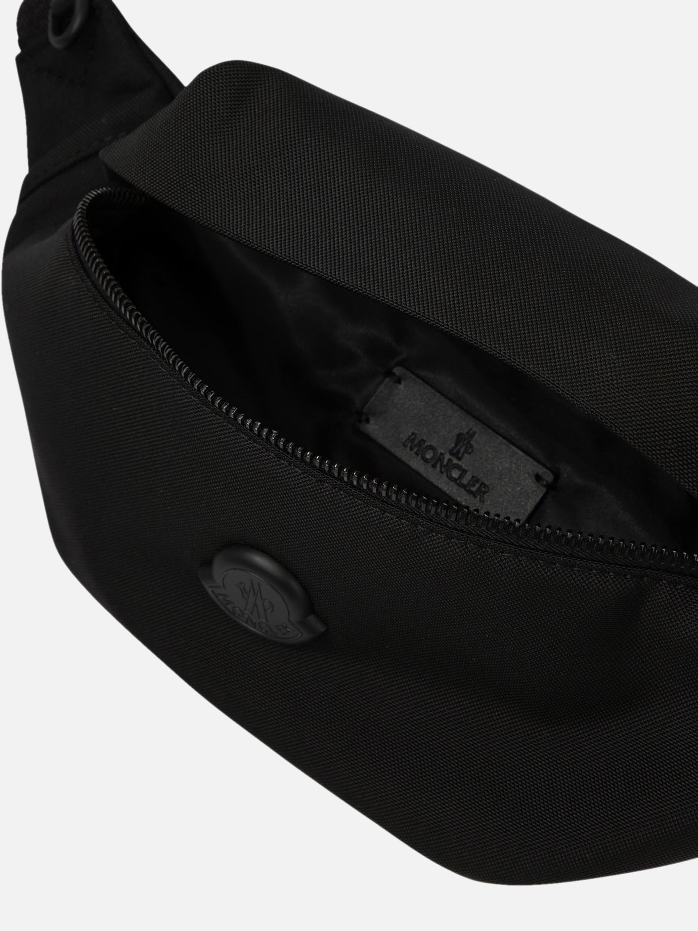 Bumbags 53% polyamide 47% polyester Black - Moncler Men | PDP | VIETTI Online Store | Zoom-Modal_5