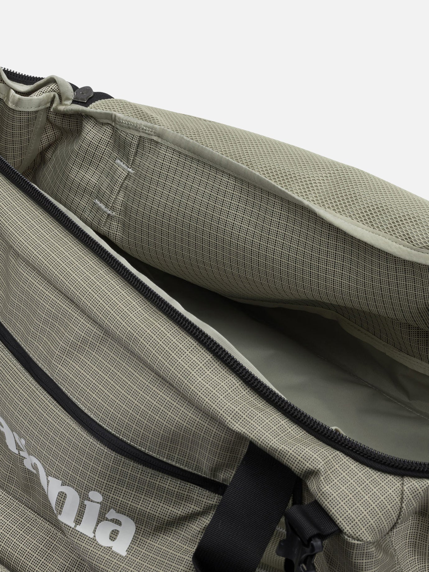Travel bags 100% recycled polyester Green - Patagonia Men | PDP | VIETTI Online Store | Zoom-Modal_5