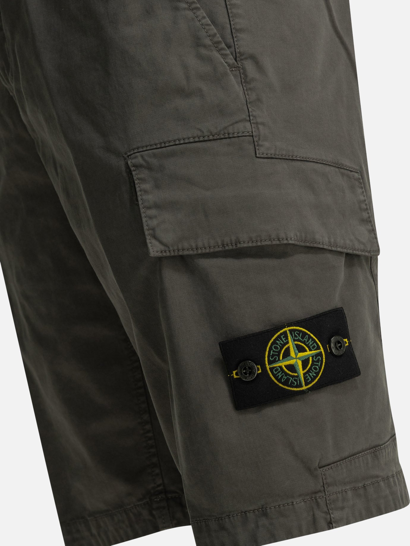 Short cargo Logo Grigio - Stone Island Uomo | PDP | VIETTI Online Store | Zoom-Modal_4
