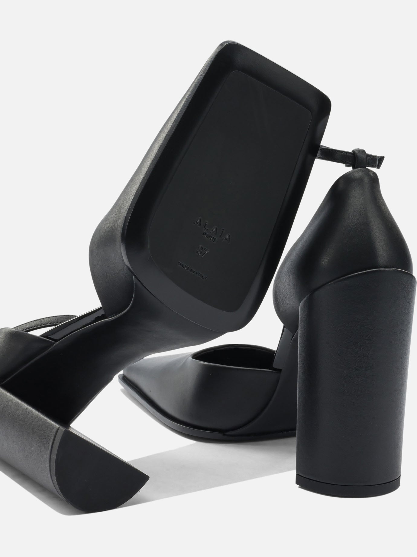 Pumps 100% calfskin Black - Alaïa Women | PDP | VIETTI Online Store | Zoom-Modal_5