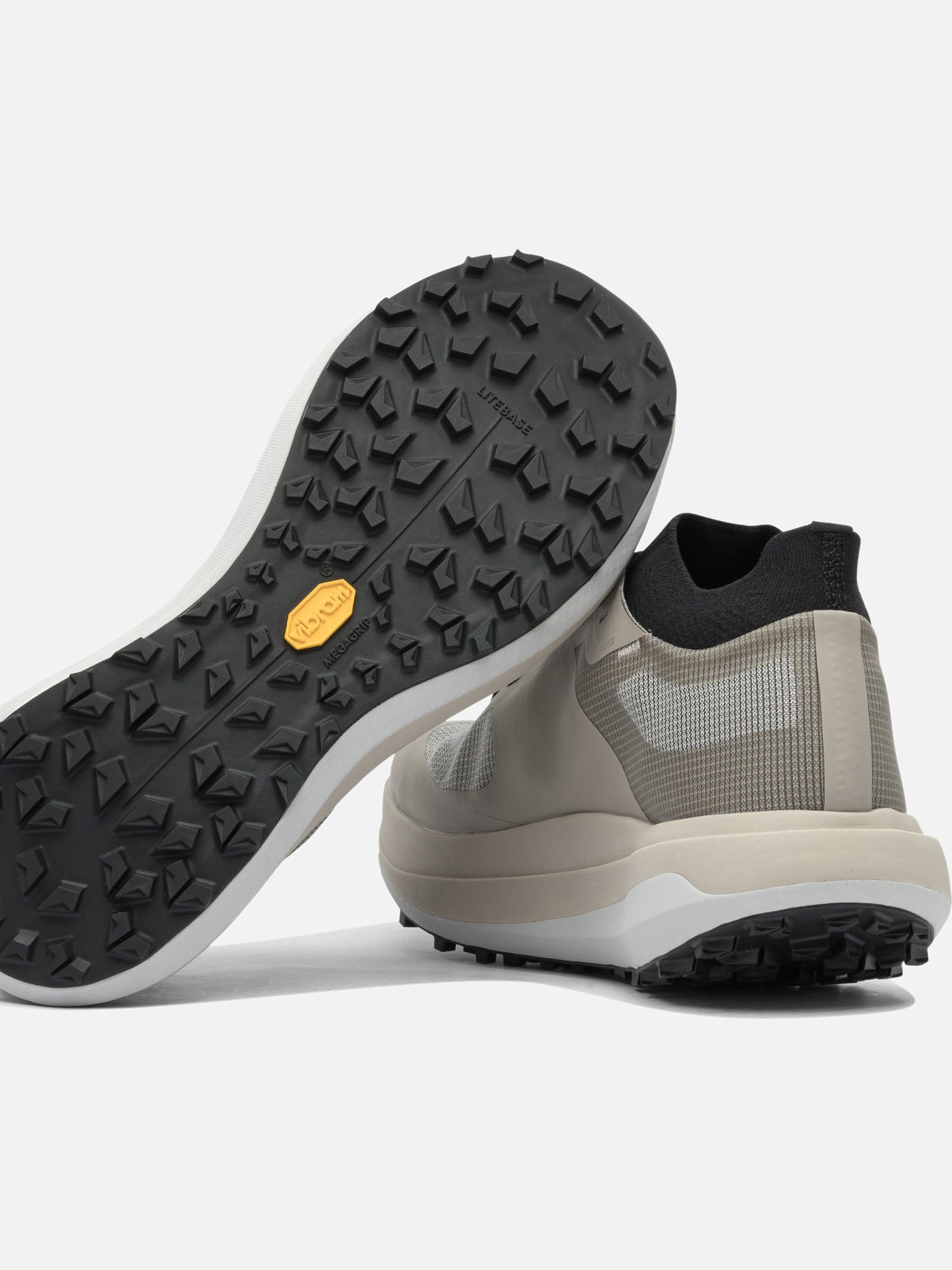 Low top sneakers 100% synthetic fiber - 100% rubber Beige - Arc'teryx Men | PDP | VIETTI Online Store | Zoom-Modal_5