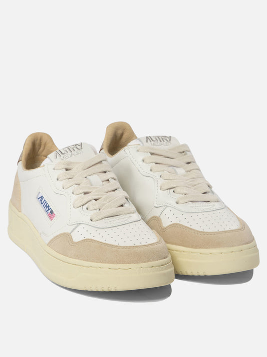Low top sneakers 100% cow leather - 100% rubber White - Autry Women | PLP | VIETTI Online Store | 2