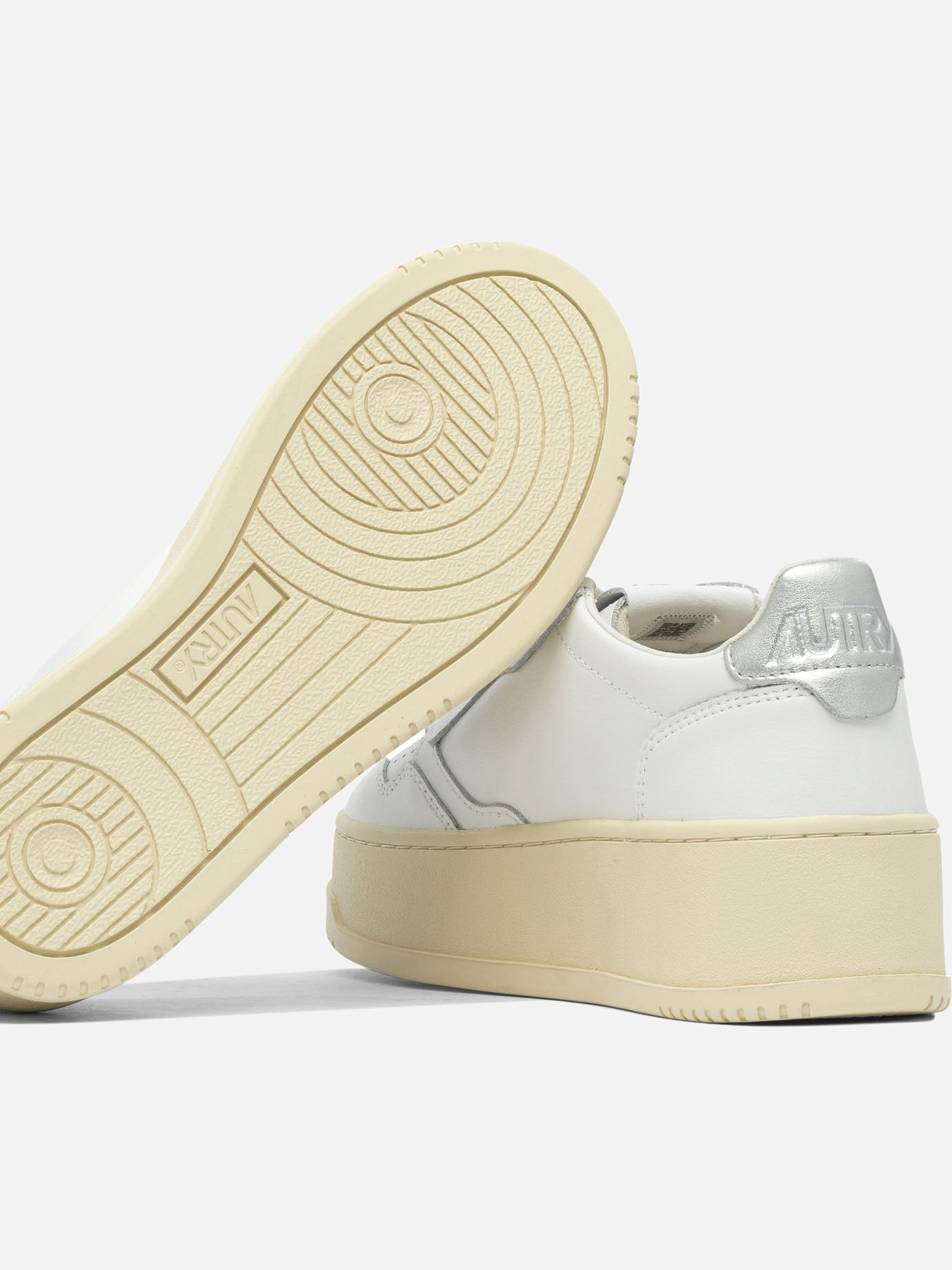 Low top sneakers 95% cow leather 5% metallic cow leather - 100% rubber White - Autry Women | PDP | VIETTI Online Store | Zoom-Modal_5