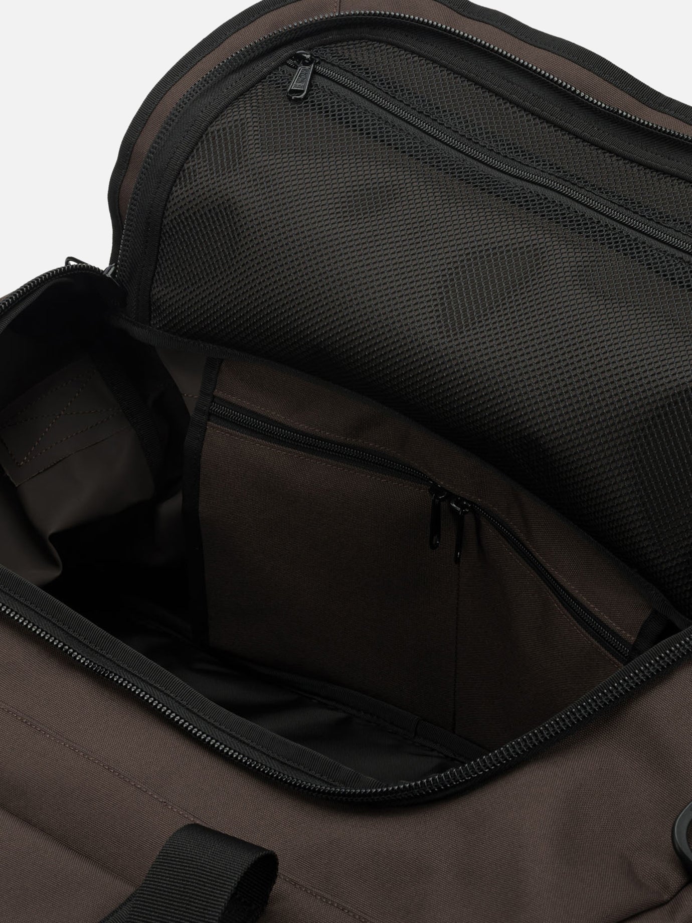 Travel bags 100% recycled polyester Brown - Carhartt WIP Men | PDP | VIETTI Online Store | Zoom-Modal_5