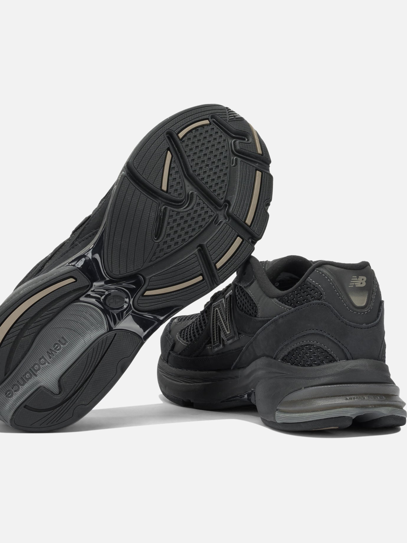 Sneaker basse 50% leather 50% mesh - 100% rubber Nero - New Balance Uomo | PDP | VIETTI Online Store | Zoom-Modal_5