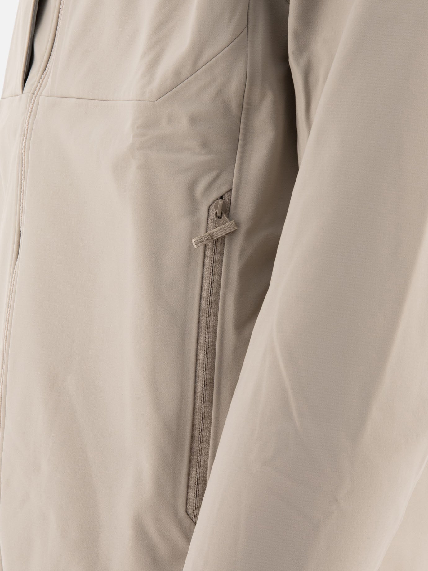 Technical jackets Solid colour Beige - Arc'teryx Men | PDP | VIETTI Online Store | Zoom-Modal_4