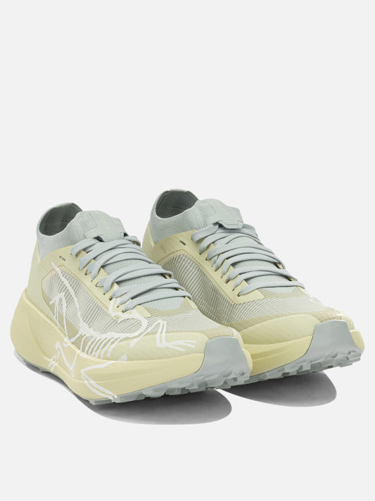 Arc'teryx "Sylan 2" Low-Top Sneakers Yellow