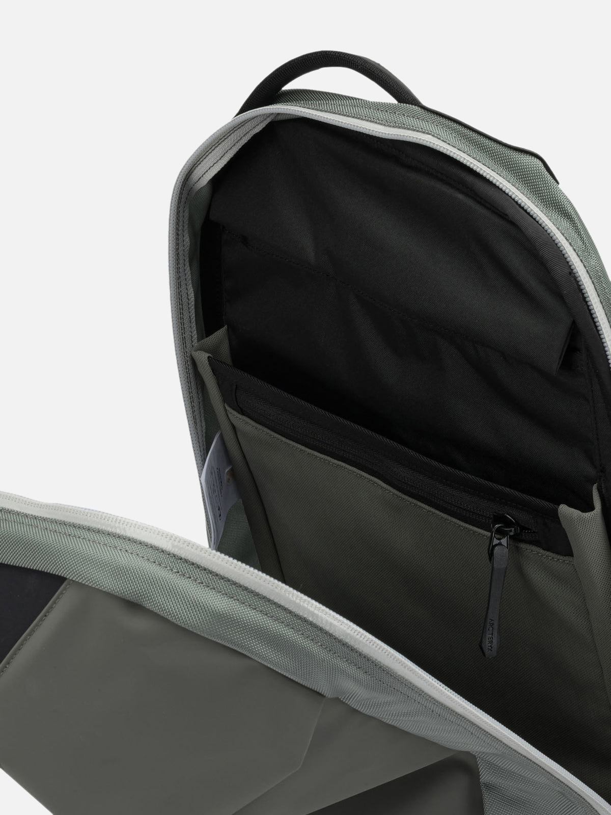 Arc'teryx "Arro 22" Sports Backpack Grey