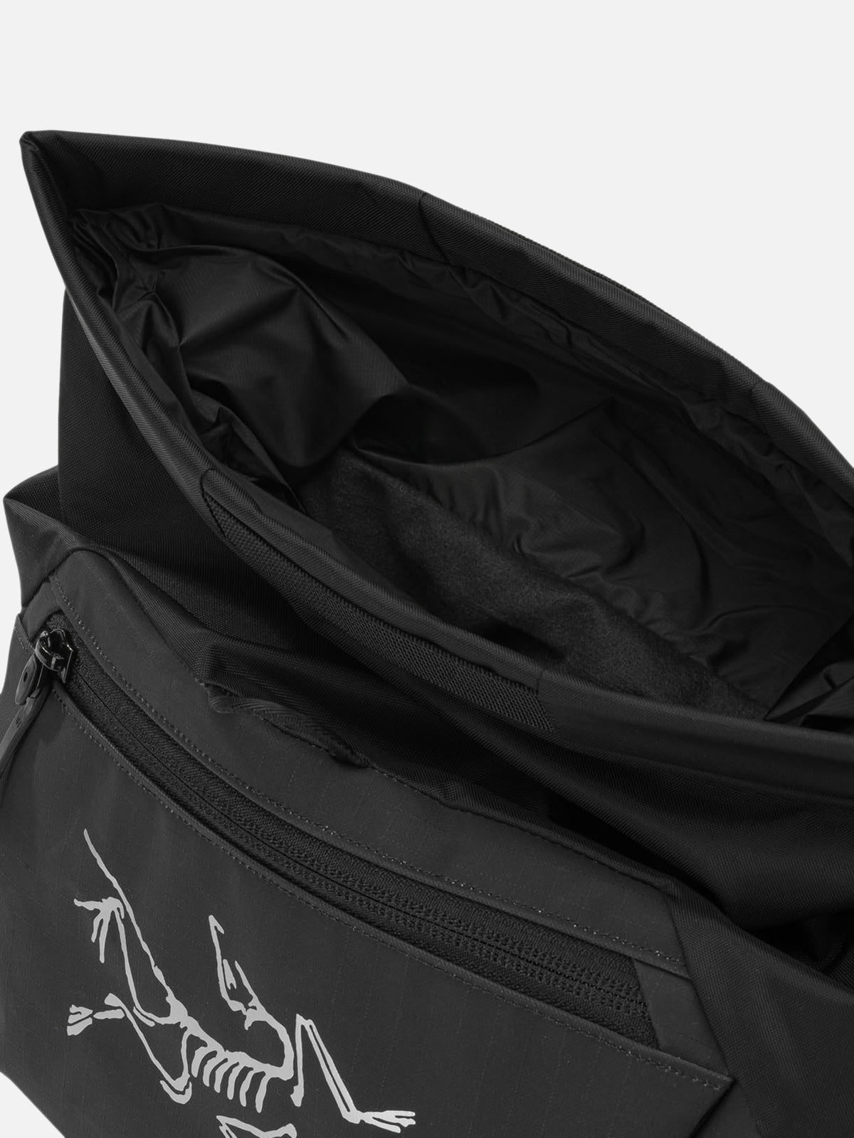 Arc'teryx "Ion" Bouldering Bucket Black