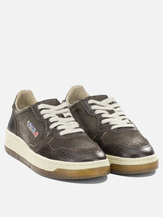 Low top sneakers 60% suede cow leather 40% crocodile embossed cow leather - 100% rubber Brown - Autry Women | PLP | VIETTI Online Store | 2