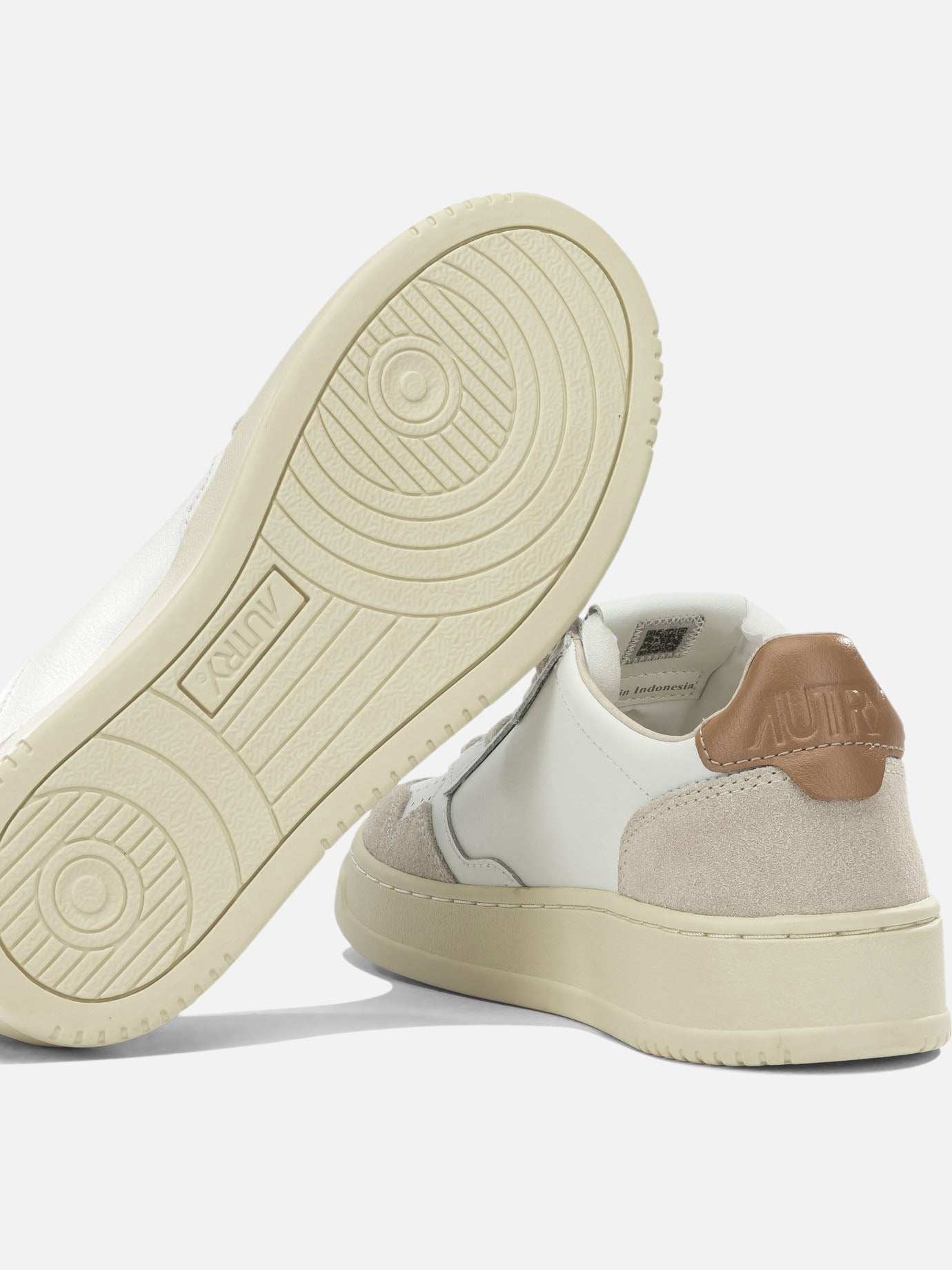 Low top sneakers 70% cow leather 20% suede cow leather 10% nylon - 100% rubber White - Autry Women | PDP | VIETTI Online Store | Zoom-Modal_5