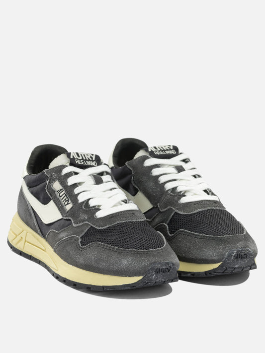 Low top sneakers 50% nylon 25 suede cow leather 15% cow leather 10% polyester - 60% phylon 40% rubber Grey - Autry Women | PDP | VIETTI Online Store | 2