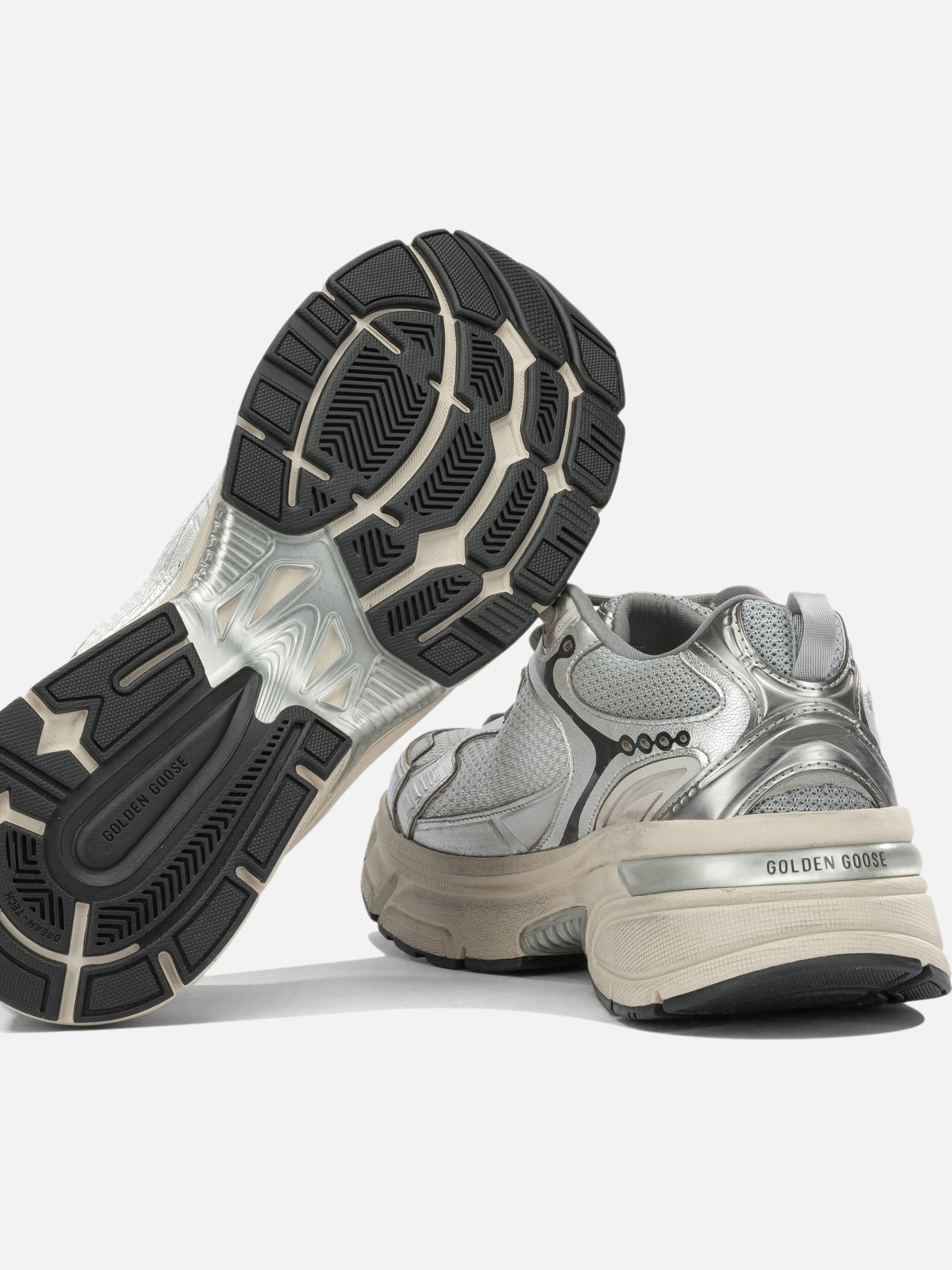 Low top sneakers 52% goat leather 26% polyester 16% polyurethane 3% cow leather 2% viscose 1% metal - 100% rubber Silver - Golden Goose Men | PDP | VIETTI Online Store | Zoom-Modal_5