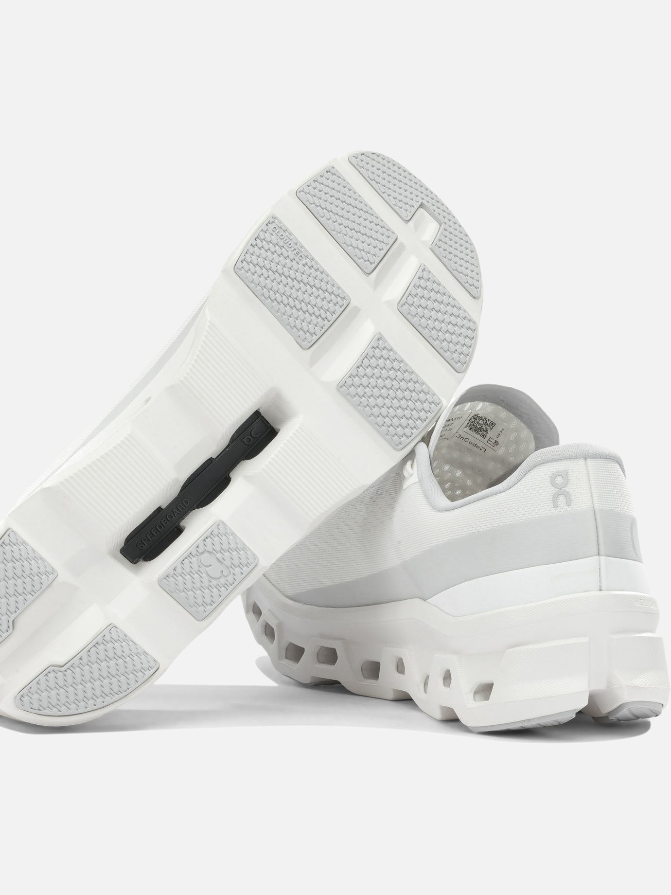 Low top sneakers 100% recycled polyester - 100% rubber White - On Running Men | PDP | VIETTI Online Store | Zoom-Modal_5