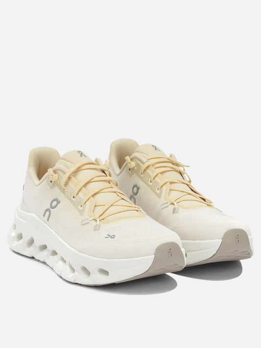 On Running "Cloudtilt" Low-Top Sneakers Yellow