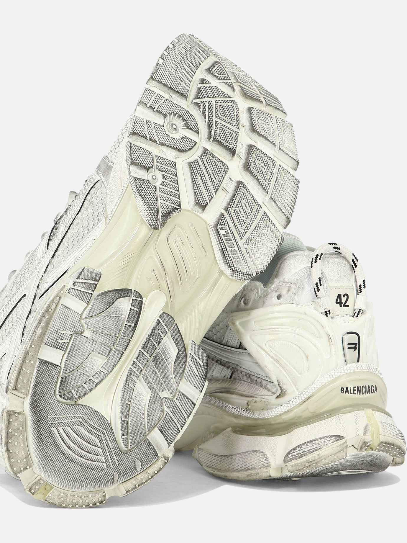 "Runner" sneakers