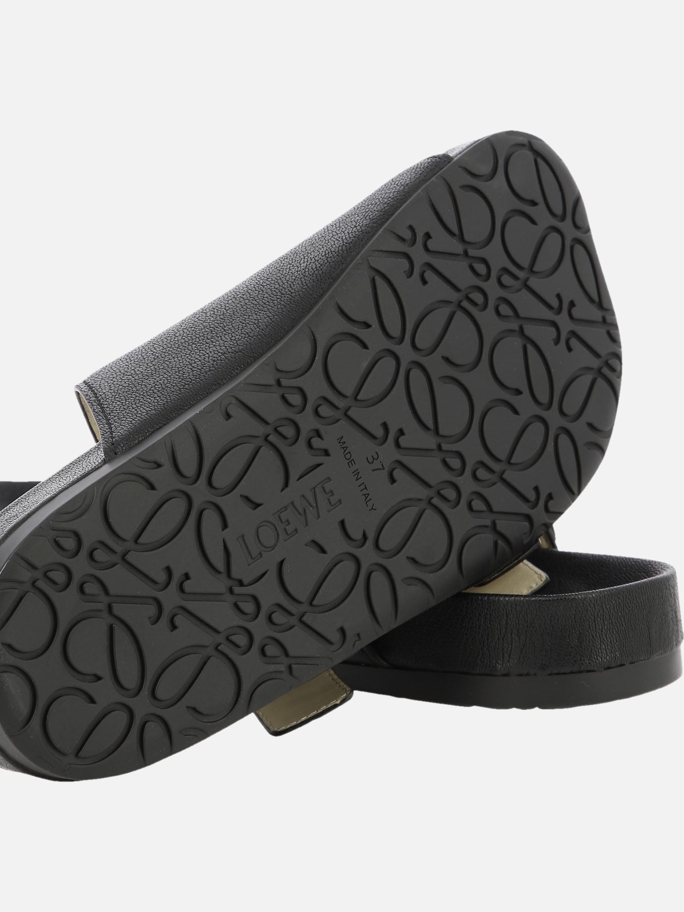 "Ease slide" sandals