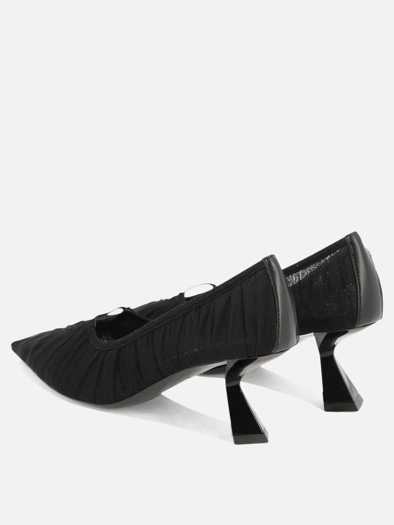 Tulle pumps