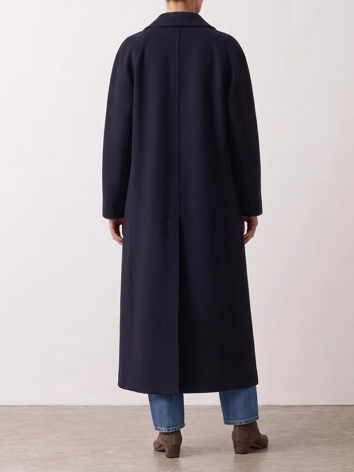 mia:MIA:b5aed499ffcc4ec9