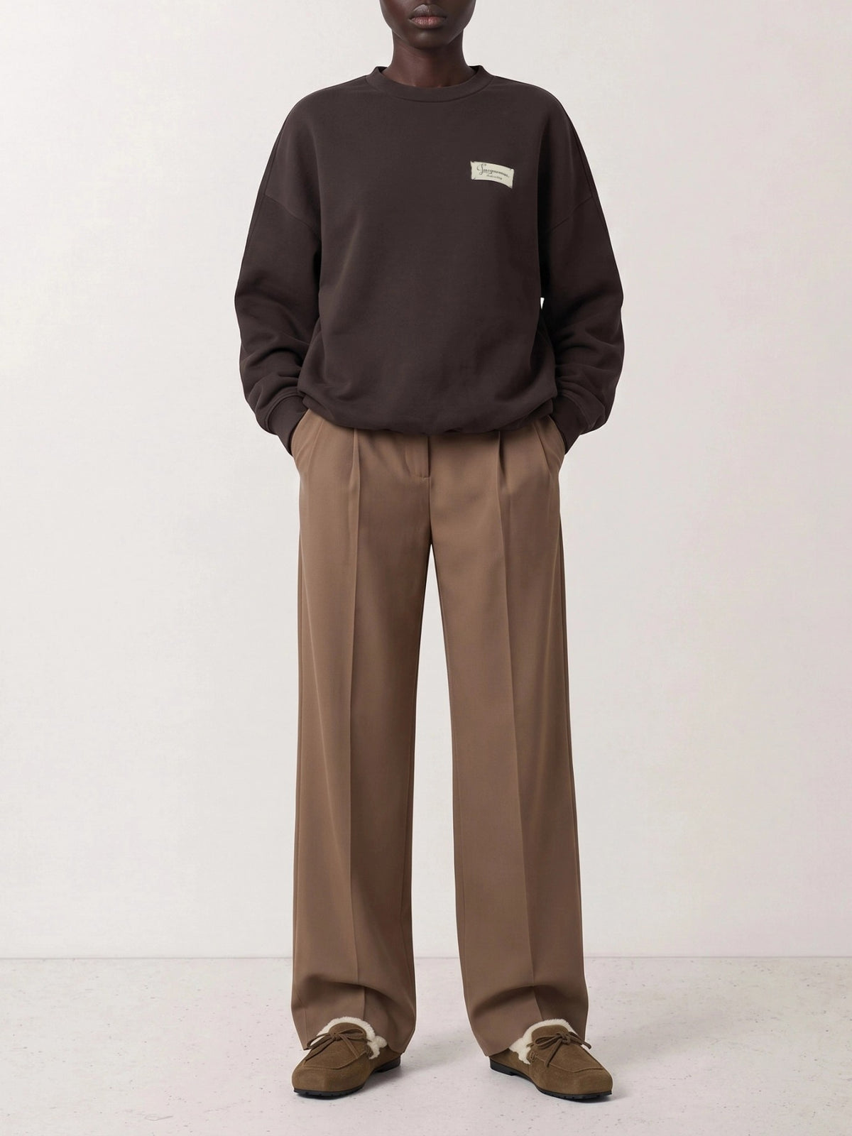 Jacquemus "Le Sweatshirt Montaigne" Crew-Neck Sweatshirt Brown - VIETTI