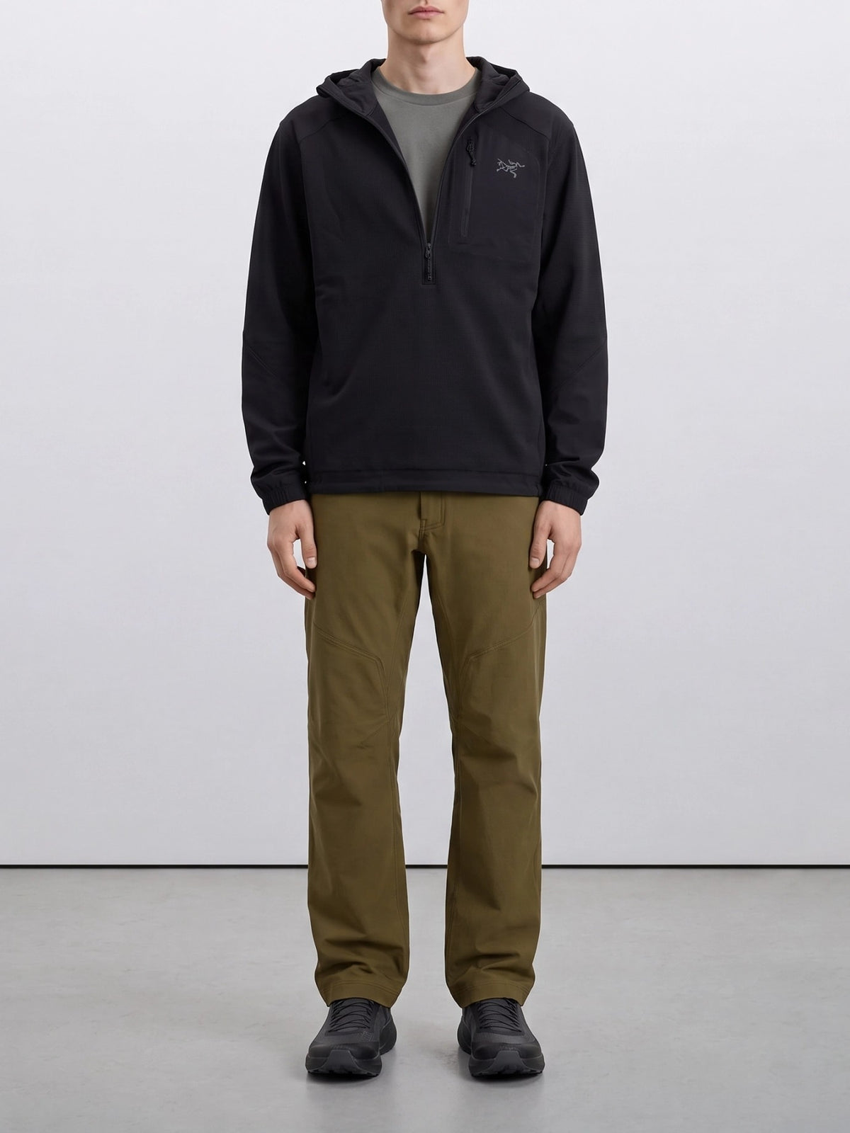 Arc'teryx "Konseal" Half-Zip Sweatshirt Black - VIETTI
