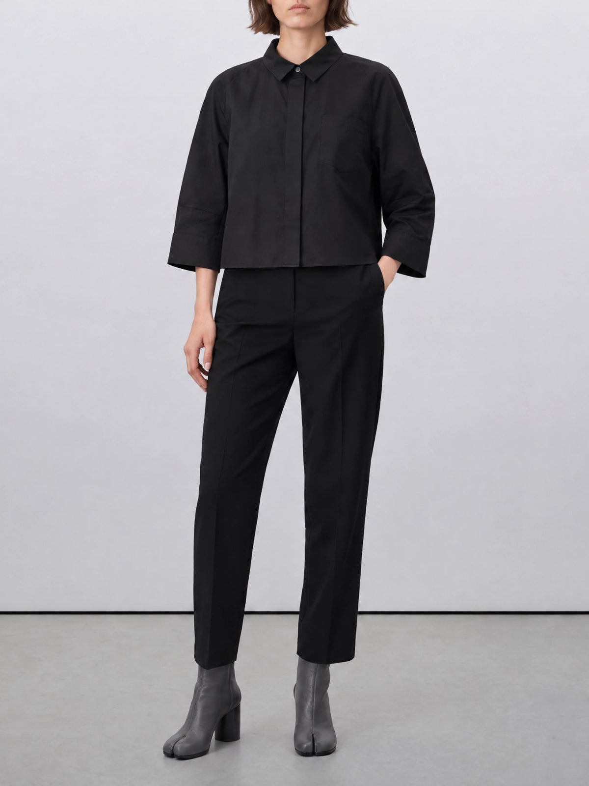Sacai "Poplin" Casual Shirt Black - VIETTI