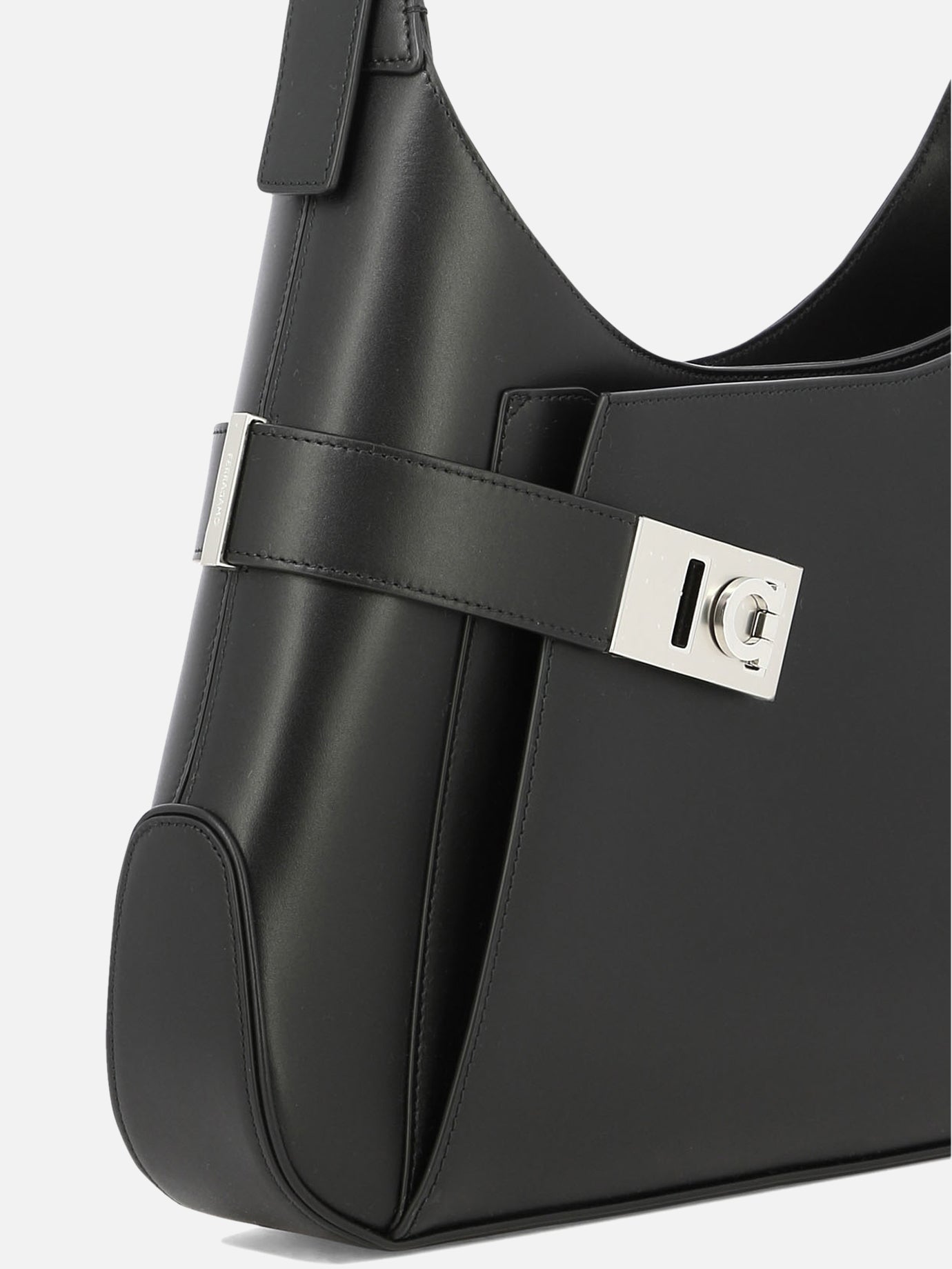 ショルダーバッグ・ポシェット FERRAGAMO Woman Shoulder bag Black 219794 777229 001 Front flap crossbody bag (S) - Women | Ferragamo