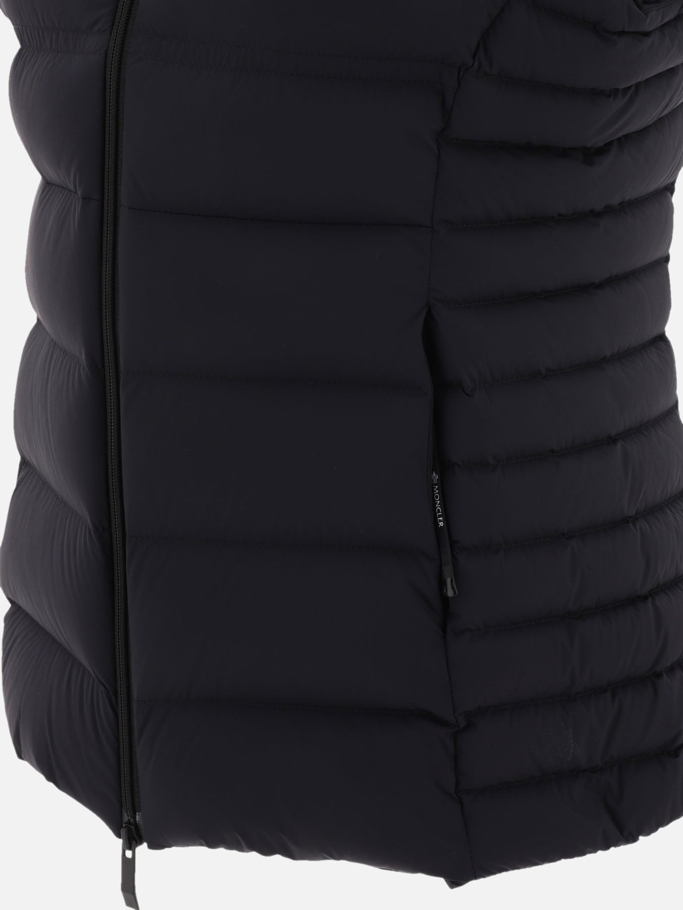 Giacche smanicate 85% polyamide 15% elastane - Padding: down and feathers  Nero - Moncler Donna | PDP | VIETTI Online Store | thumbnail_4