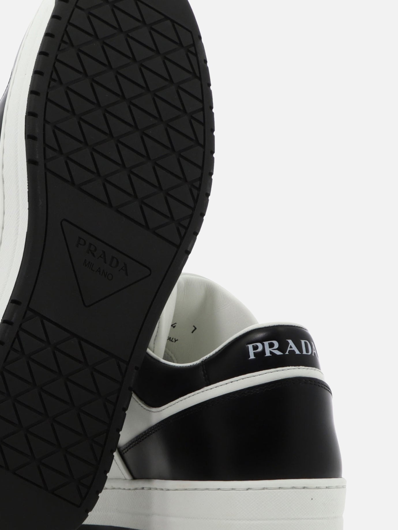 Sneaker basse 100% calf leather - 100% rubber  Bianco - Prada Uomo | PDP | VIETTI Online Store | thumbnail_5