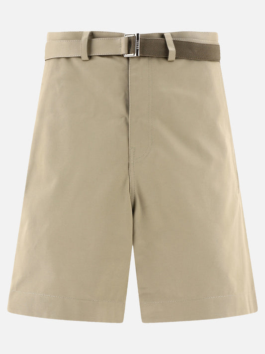 Short chino con cintura