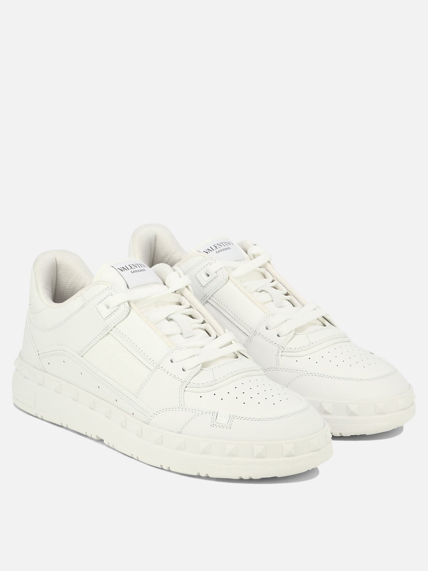 Low top sneakers 100% leather - 100% rubber  White - Valentino Garavani Men | PDP | VIETTI Online Store | Zoom-Modal_2
