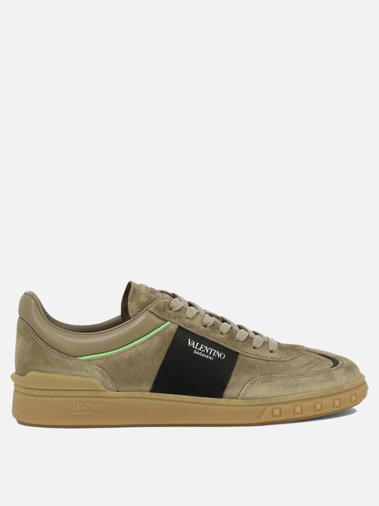 Sneaker basse 100% suede - 100% rubber  Beige - Valentino Garavani Uomo | PLP | VIETTI Online Store 

