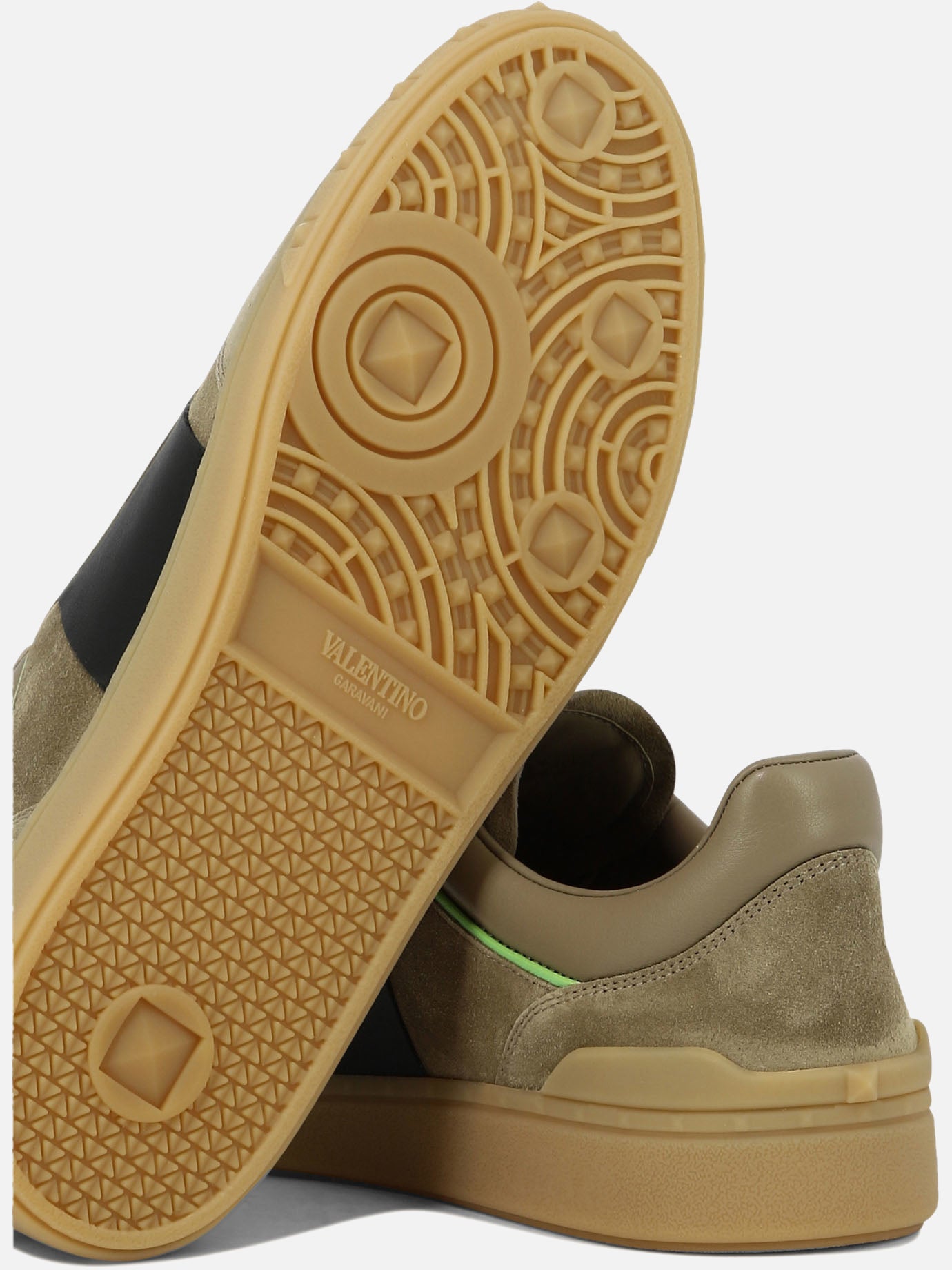 Sneaker basse 100% suede - 100% rubber  Beige - Valentino Garavani Uomo | PDP | VIETTI Online Store | thumbnail_5