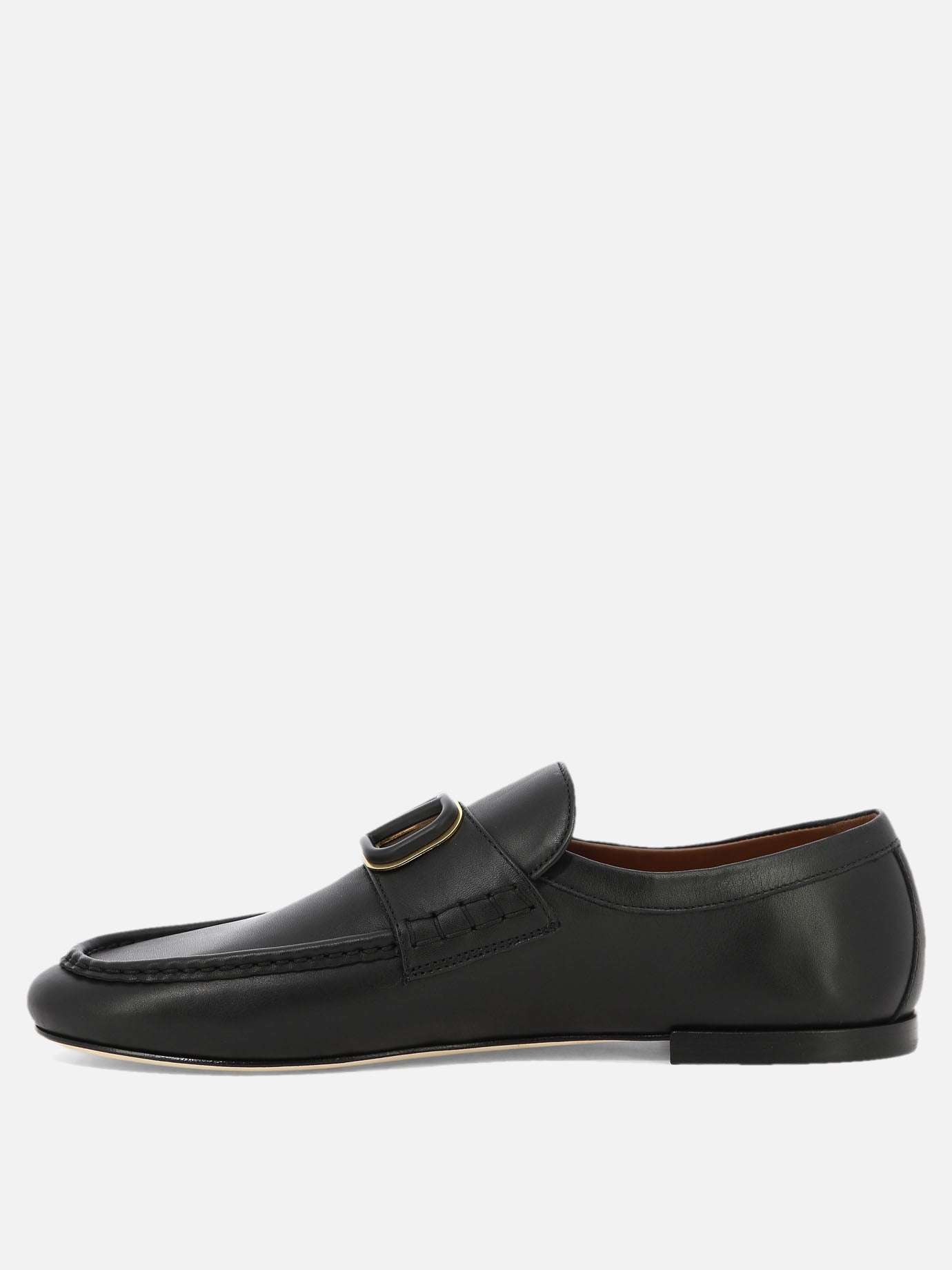 "Vlogo" loafers