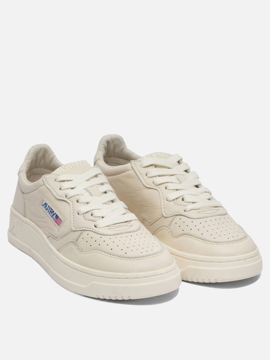 Autry Sneaker "Medalist Low" 11574206_36 White 2