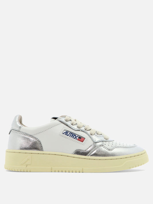 Autry Sneaker "Medalist Low" 16727380_35 Silver 1