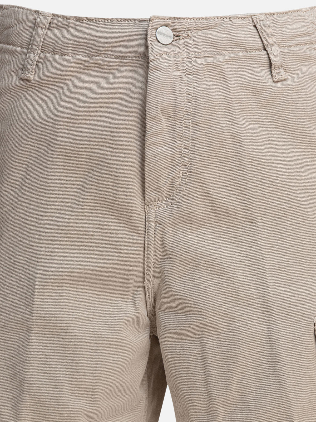 Carhartt WIP "Regular Cargo" Shorts Beige