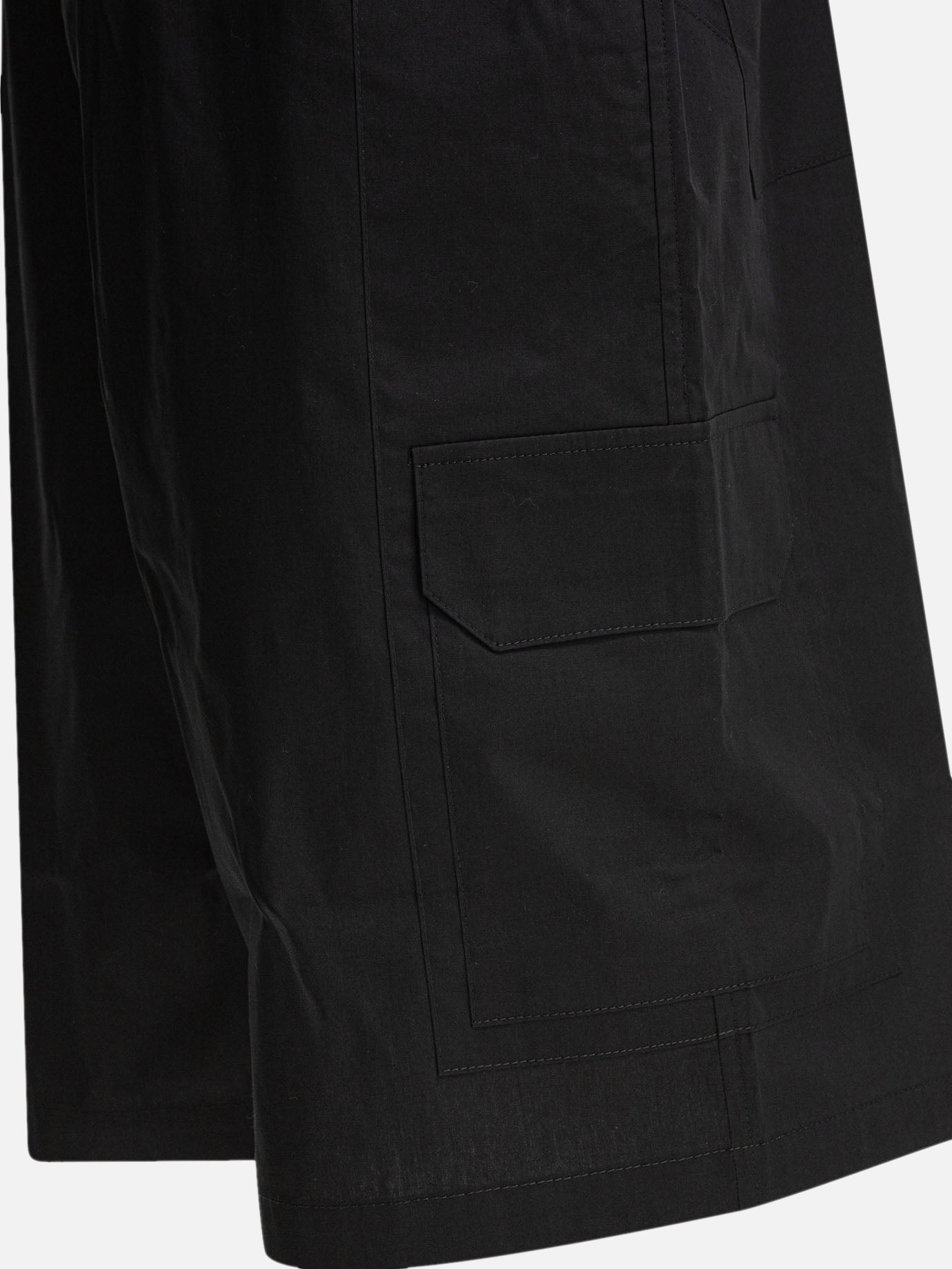Gr10K Short cargo in popeline 11519166_48 Black thumbnail_4