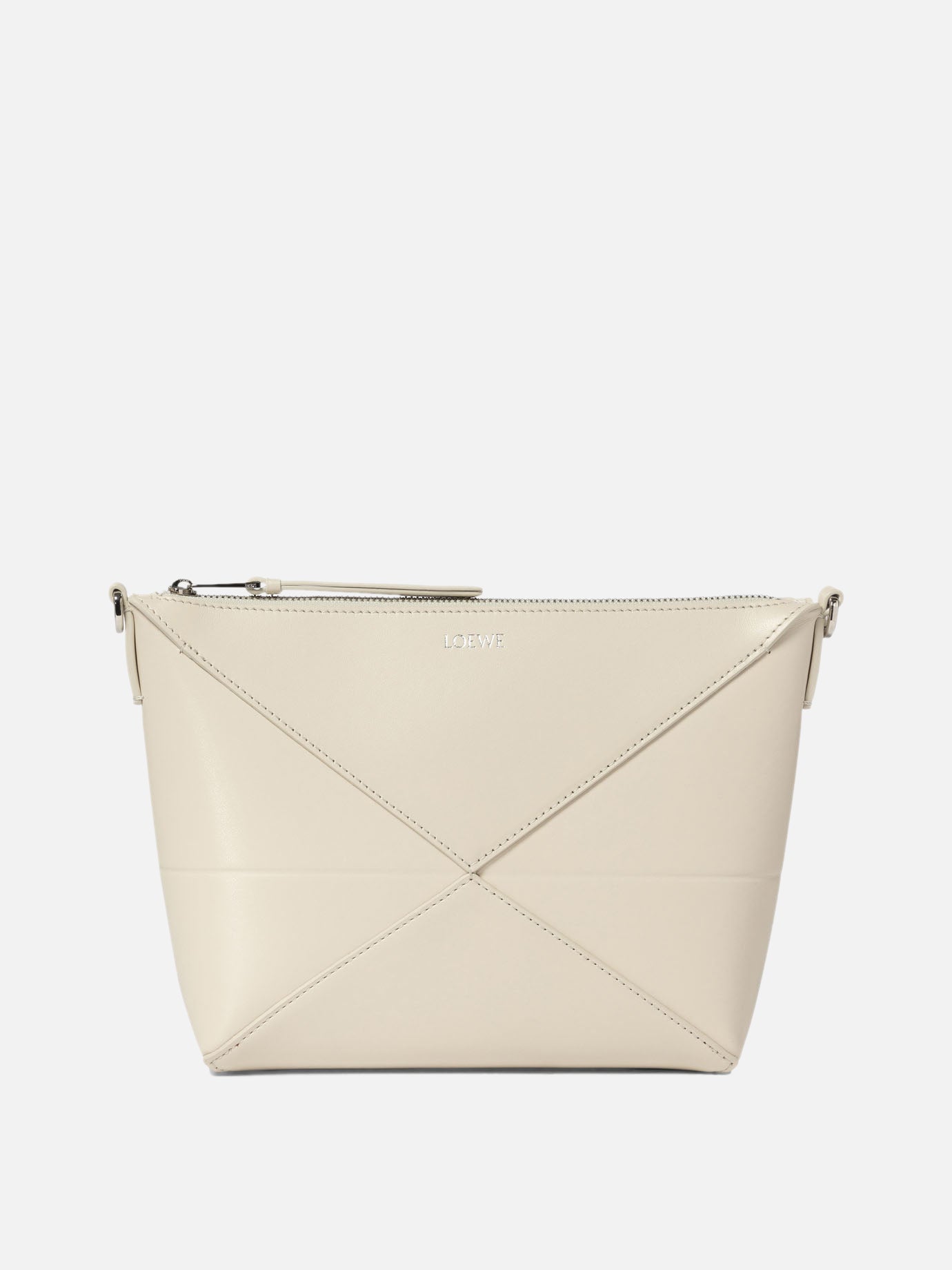 Loewe – tagged Loewe – tagged
