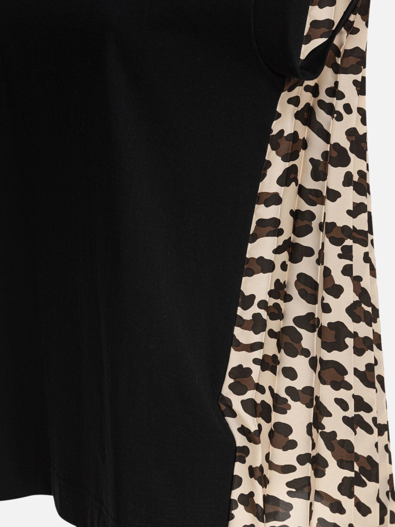 Sacai Leopard print top Black