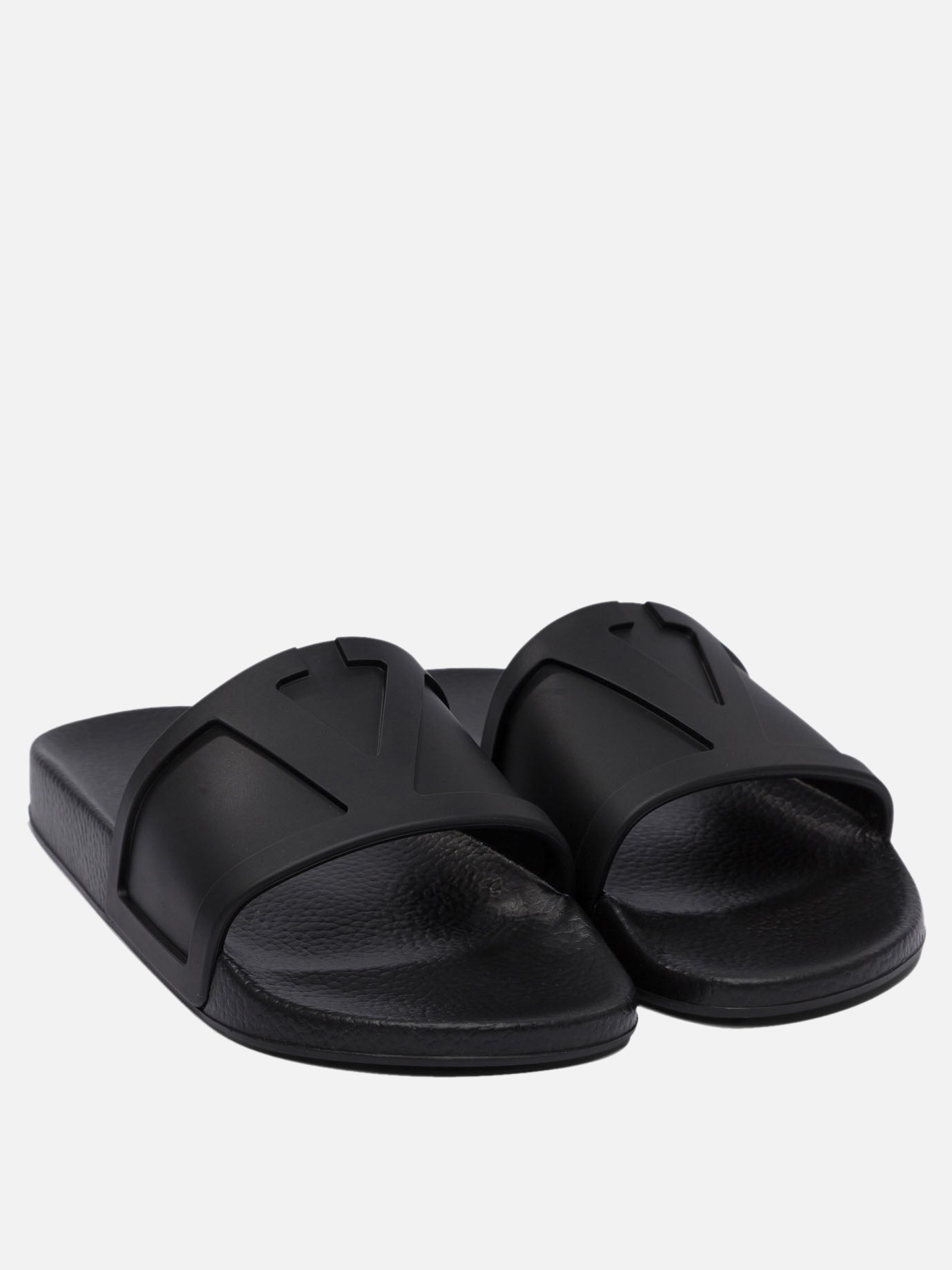Slides 100% rubber  Black - Valentino Garavani Men | PDP | VIETTI Online Store | Zoom-Modal_2
